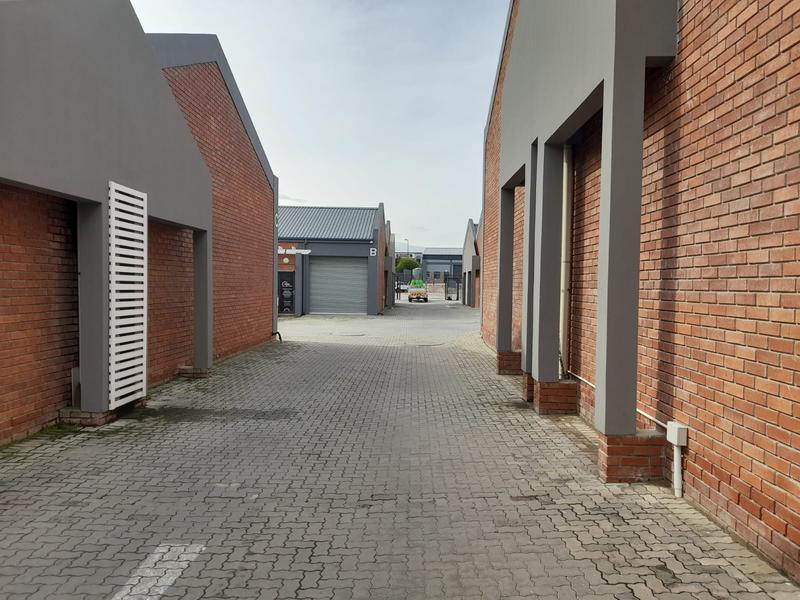 To Let Commercial Property for Rent in Fairview Eastern Cape